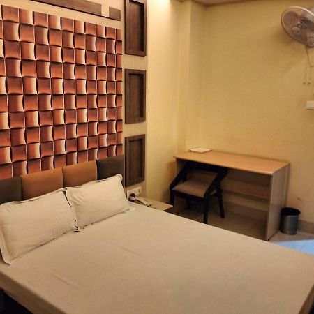 Hotel Shri Gourav Биканер Экстерьер фото