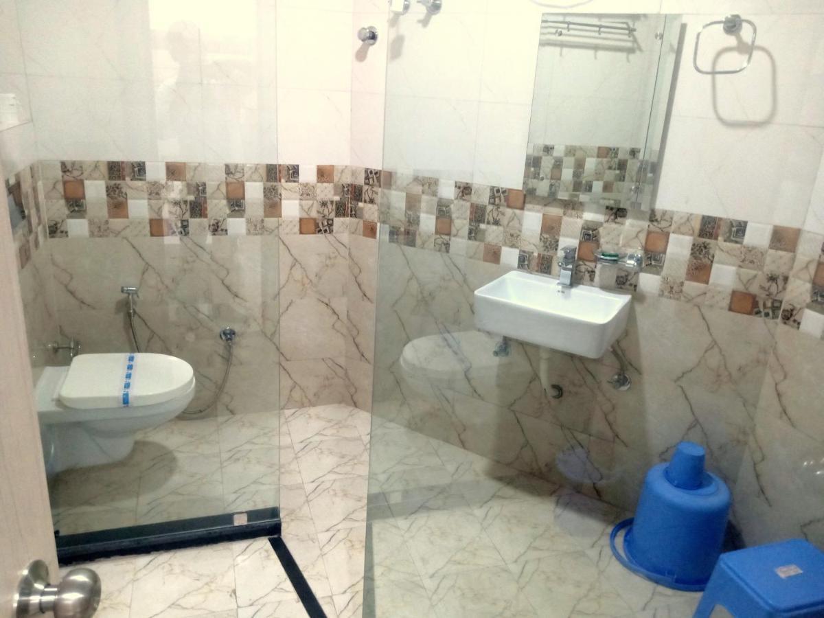 Hotel Shri Gourav Биканер Экстерьер фото
