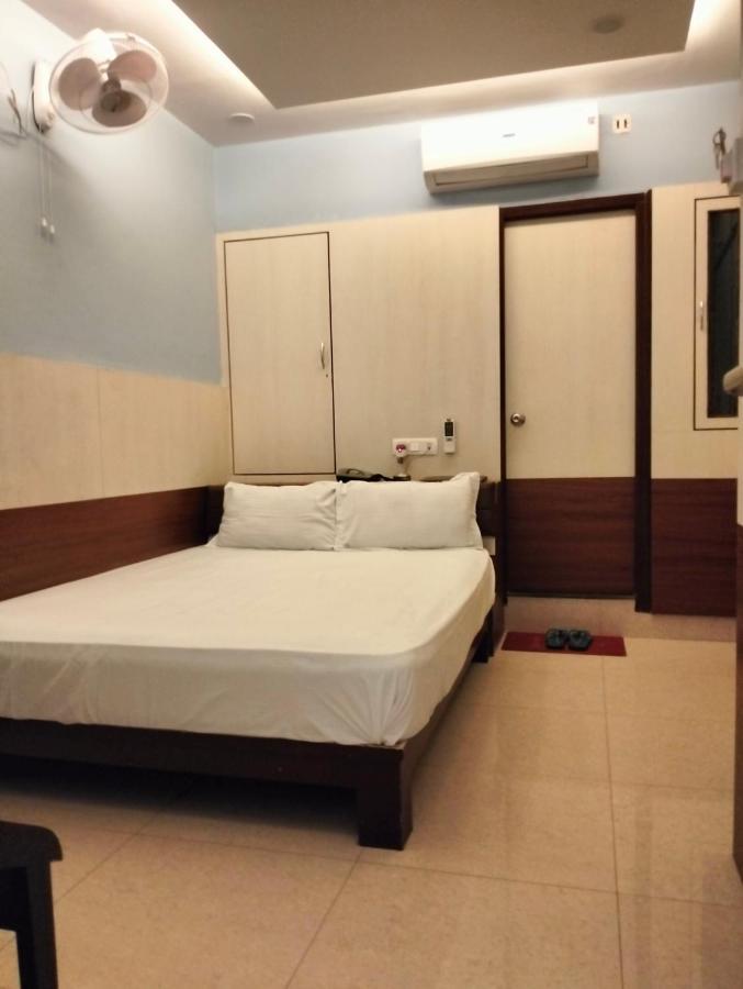 Hotel Shri Gourav Биканер Экстерьер фото